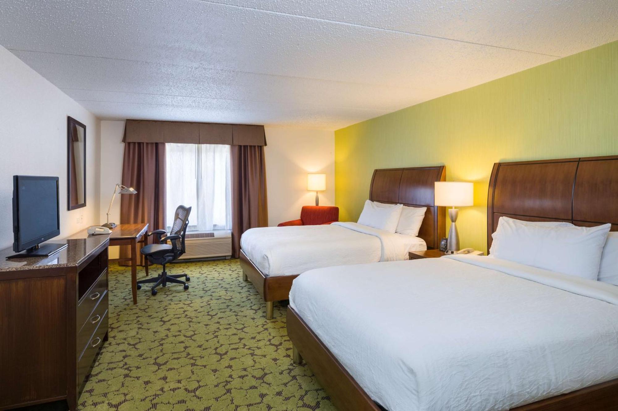 Queen Room with Two Queen Beds,1552334149:JPEG